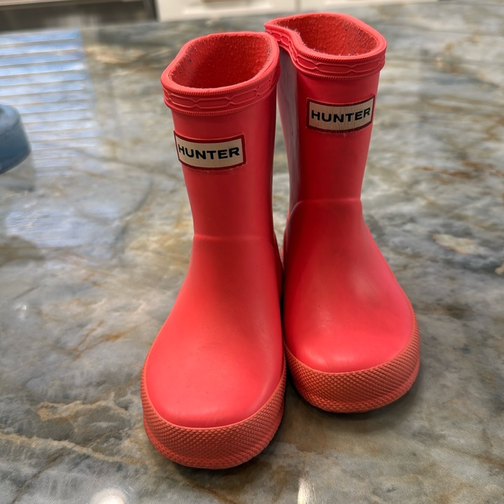 Girls hunter rain boots pink